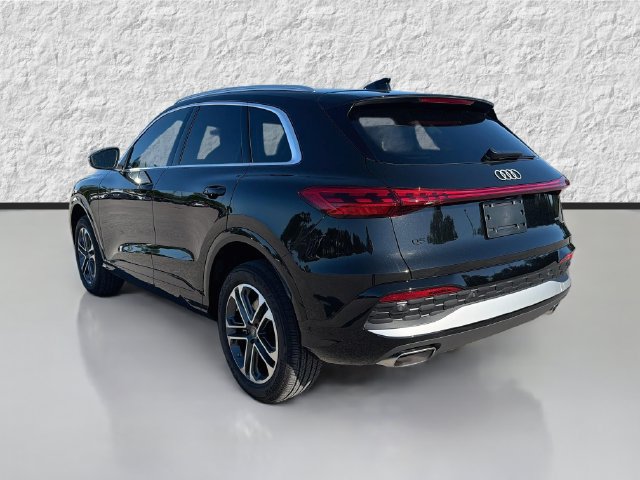 Used 2025 Audi Q5 Premium Plus AWD/4WD image 5
