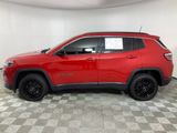 Used 2023 Jeep Compass Latitude image 4