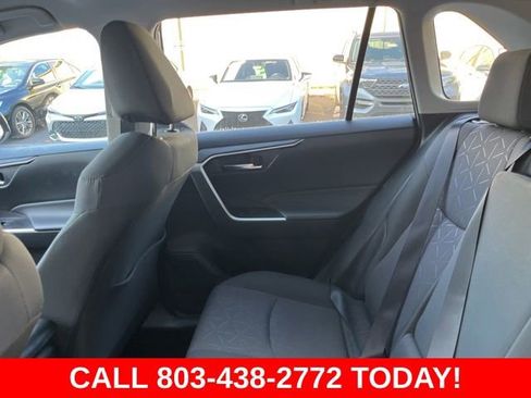 Used 2024 Toyota RAV4 XLE FWD image 12