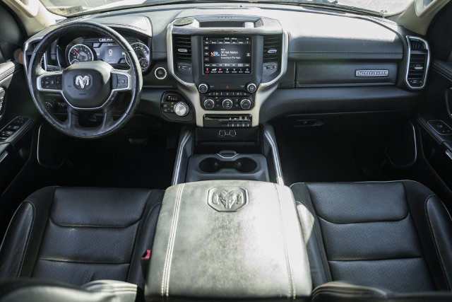 Used 2020 RAM 1500 Laramie AWD/4WD image 29