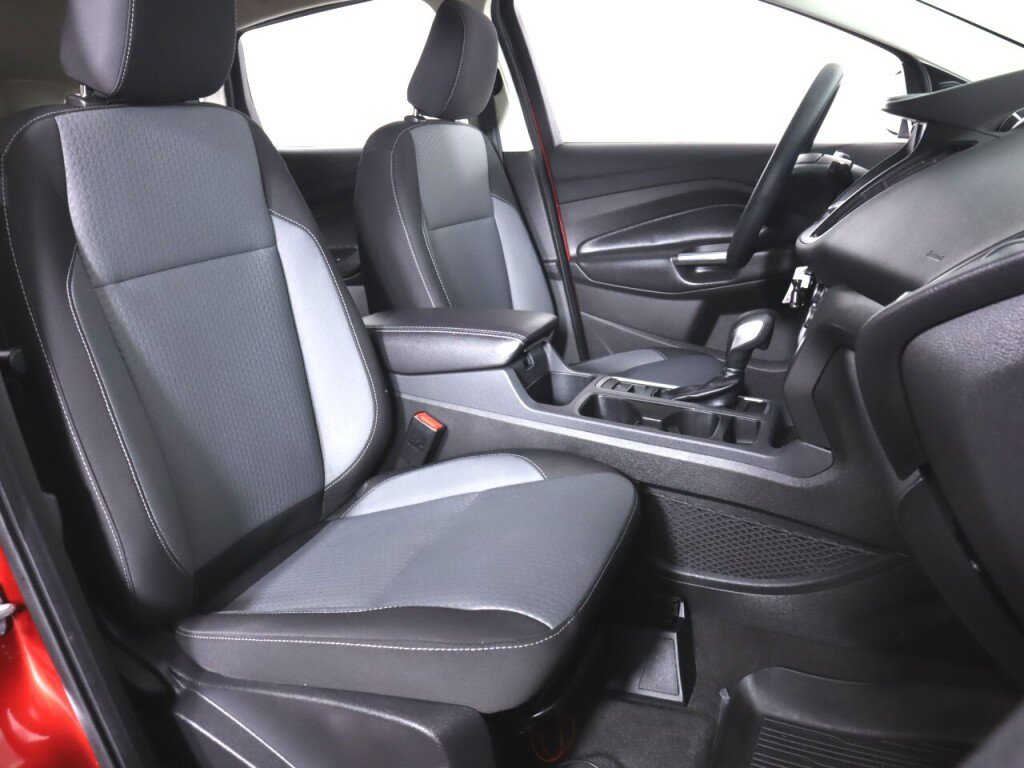 Used 2018 Ford Escape SE w/ SE Sync 3 Package AWD/4WD image 37
