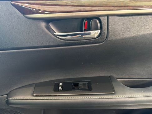 Used 2013 Lexus ES 350 w/ Premium Pkg FWD image 21