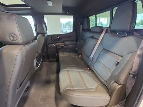Used 2019 GMC Sierra 1500 Denali w/ Denali Ultimate Package AWD/4WD image 38
