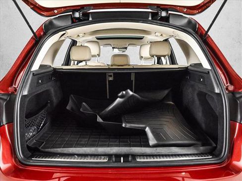 Used 2021 Mercedes-Benz GLC 300 4MATIC image 6