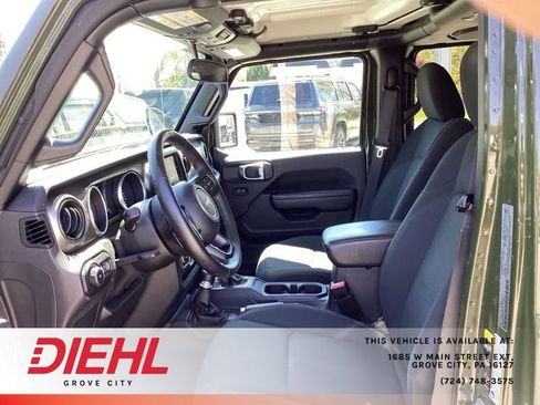 Used 2021 Jeep Wrangler Unlimited Sport AWD/4WD image 18