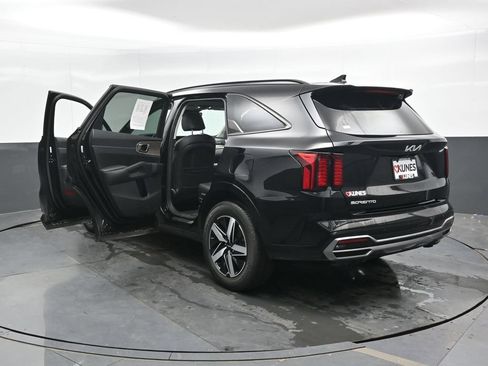 Used 2023 Kia Sorento EX w/ Panoramic Sunroof Package FWD image 49
