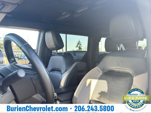 Used 2022 Ford Bronco Wildtrak image 10