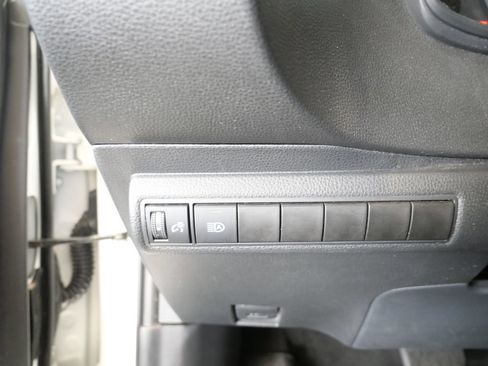 Used 2021 Toyota Corolla LE FWD image 14