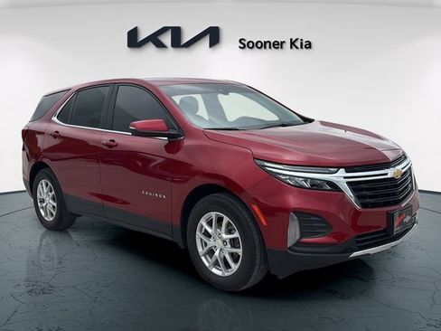 Used 2024 Chevrolet Equinox LT FWD image 8