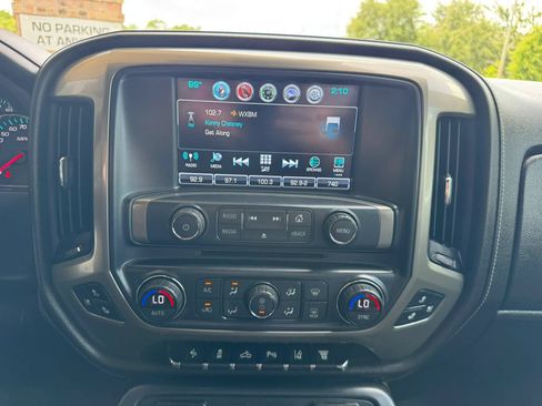 Used 2017 Chevrolet Silverado 2500 High Country w/ Duramax Plus Package AWD/4WD image 25