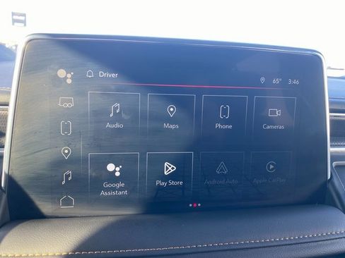 Used 2024 GMC Yukon AT4 w/ Technology Package image 20