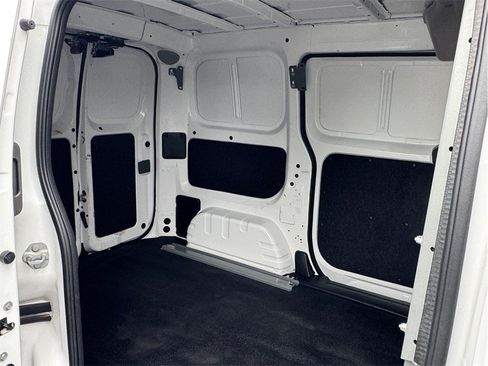 Used 2019 Nissan NV200 S FWD image 22