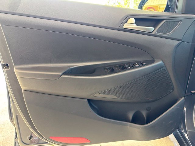 Used 2020 Hyundai Tucson Value AWD/4WD image 12