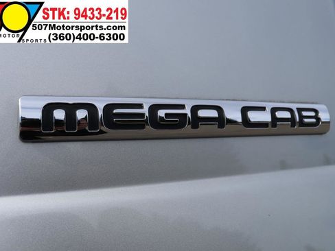 Used 2006 Dodge Ram 2500 Truck SLT w/ Light Group image 14