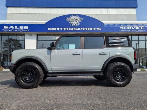 Used 2021 Ford Bronco Wildtrak AWD/4WD image 1