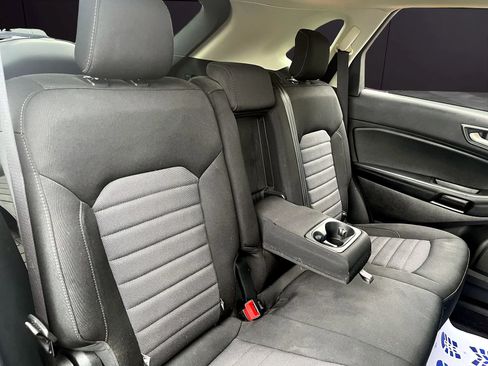 Used 2020 Ford Edge SE AWD/4WD image 15