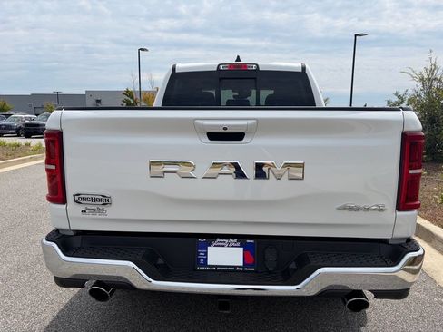 Used 2025 RAM 1500 Limited w/ Trailer Tow Group AWD/4WD image 18