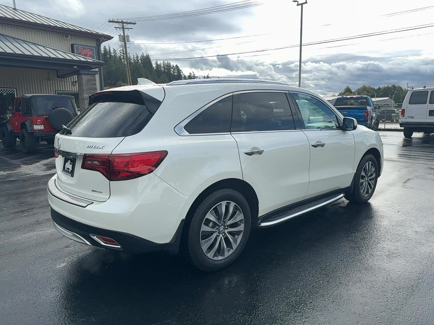 Used 2015 Acura MDX w/ Tech & Entertainment Pkg AWD/4WD image 5
