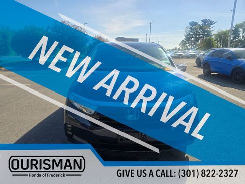 Used 2024 Honda Odyssey EX-L image 3