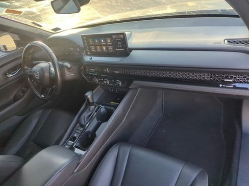 Used 2025 Honda Accord Sport image 27