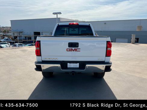 Used 2015 GMC Sierra 1500 SLE w/ SLE Value Package image 4