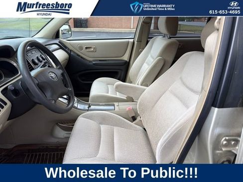 Used 2002 Toyota Highlander 2WD V6 w/ Convenience Pkg image 9