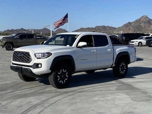 Used 2023 Toyota Tacoma TRD Off-Road w/ Technology Package image 5