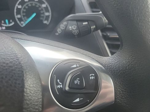 Used 2022 Ford Transit Connect XL image 9