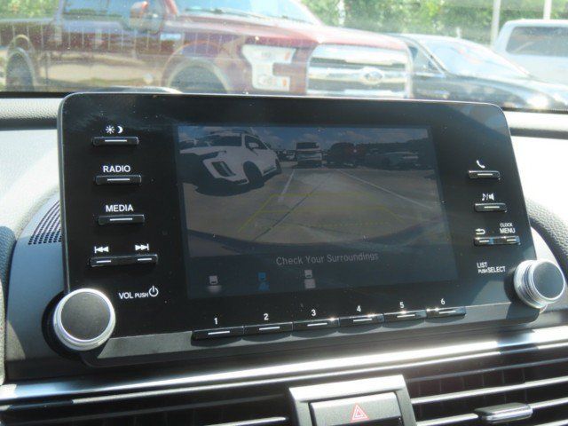 Used 2018 Honda Accord LX image 28
