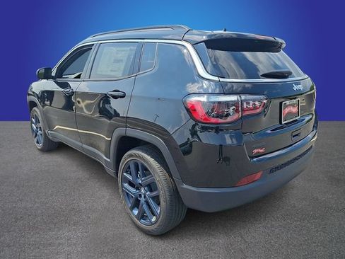 New 2026 Jeep Compass Latitude AWD/4WD image 4