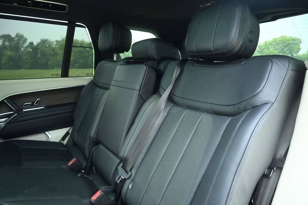 Used 2023 Land Rover Range Rover Long Wheelbase SE AWD/4WD image 21