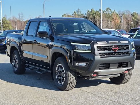 New 2026 Nissan Frontier PRO-4X image 2