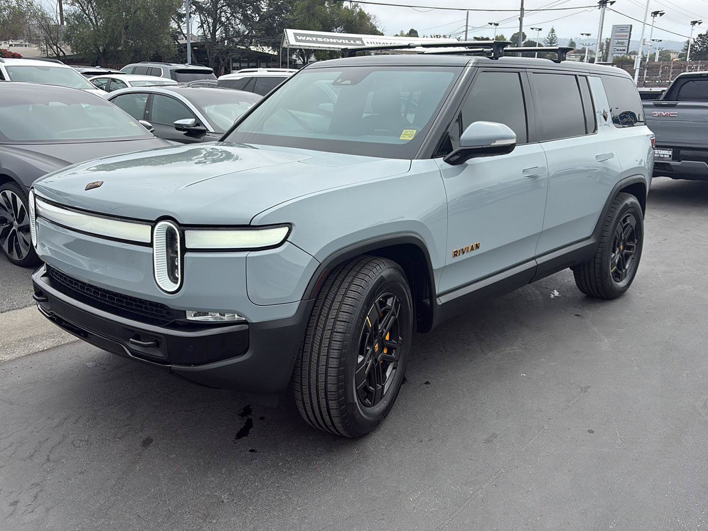 Used 2022 Rivian R1S Launch Edition Quad AWD/4WD image 2