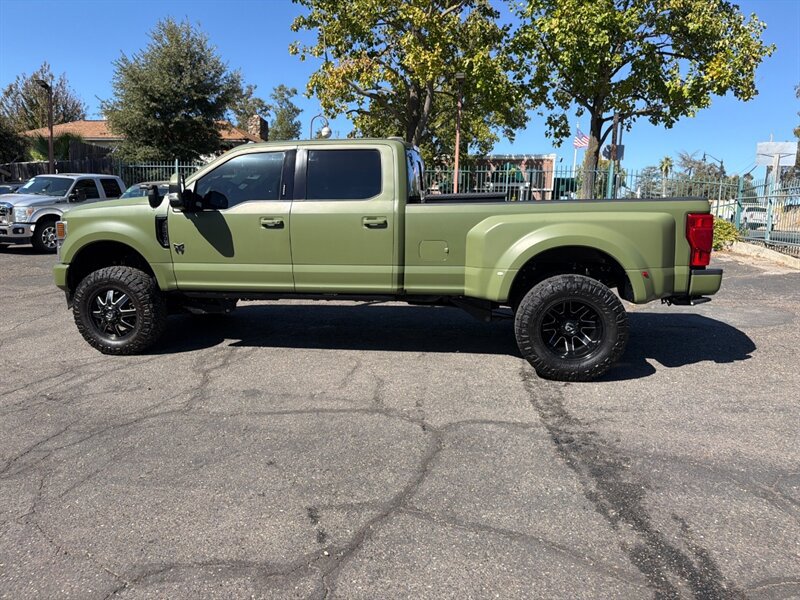 Used 2022 Ford F350 Lariat w/ Lariat Ultimate Package AWD/4WD image 12