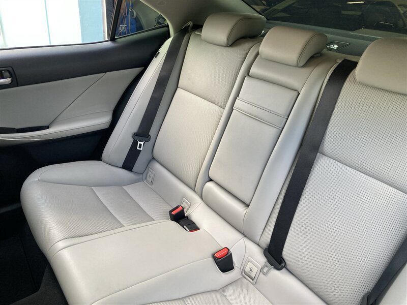 Used 2015 Lexus IS 350 w/ Navigation System Package RWD image 17