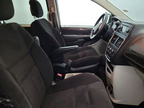 Used 2014 Dodge Grand Caravan SE w/ Quick Order Package 29E SE FWD image 21