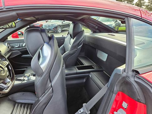 Used 2017 Mercedes-Benz SL 550 image 18