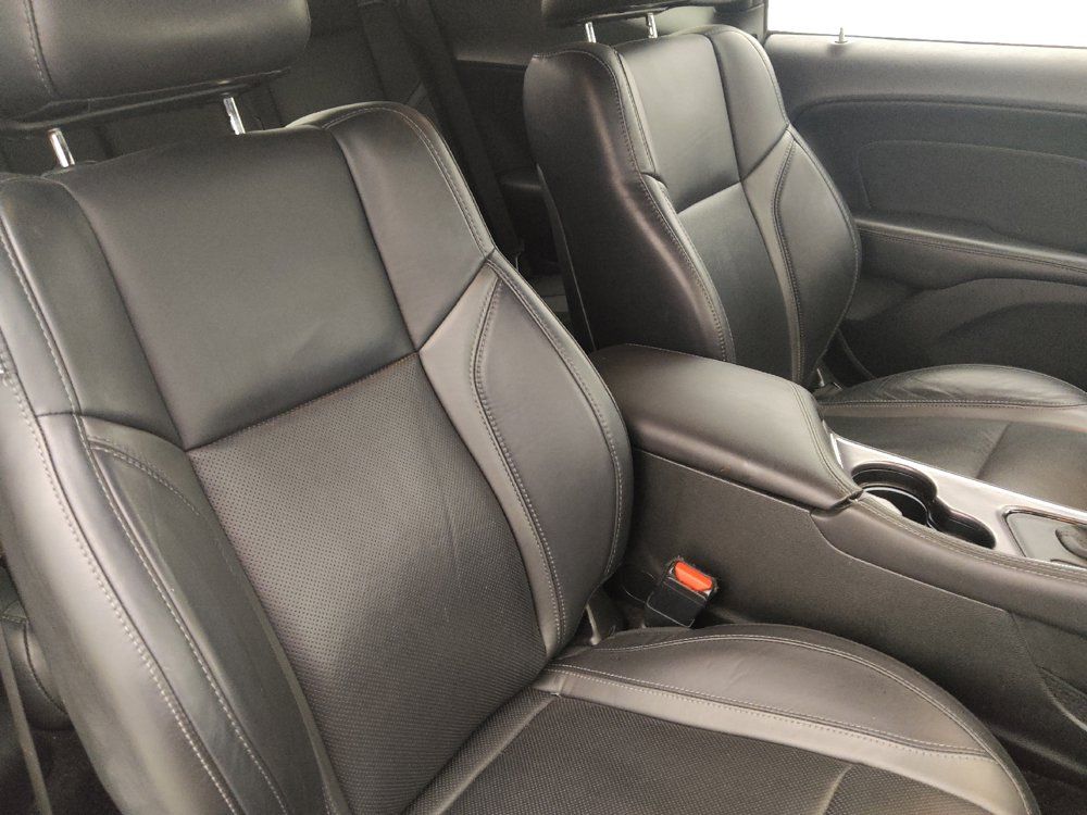 Used 2018 Dodge Challenger SXT Plus RWD image 21