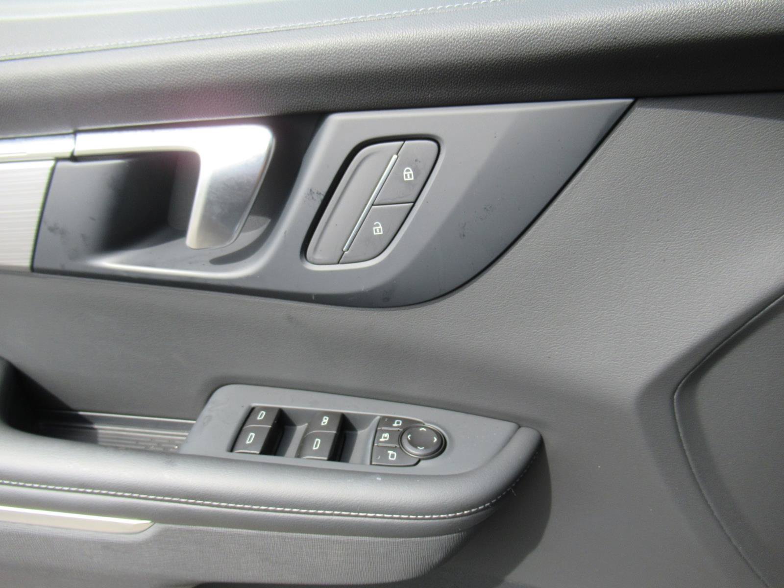 Used 2026 Buick Enclave Preferred FWD image 23
