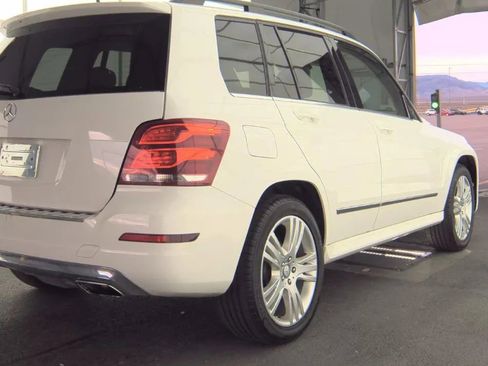 Used 2014 Mercedes-Benz GLK 350 2WD image 2