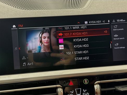 Used 2021 BMW 430i Convertible w/ Convenience Package image 16