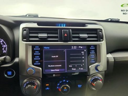 Used 2022 Toyota 4Runner SR5 AWD/4WD image 45