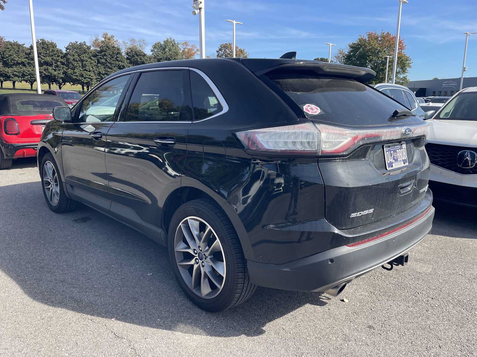 Used 2016 Ford Edge Titanium w/ Equipment Group 302A AWD/4WD image 5
