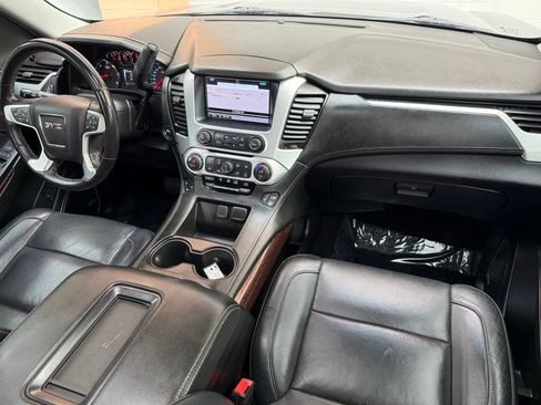 Used 2018 GMC Yukon SLT w/ Premium Edition AWD/4WD image 27