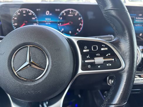 Used 2022 Mercedes-Benz GLB 250 4MATIC image 51