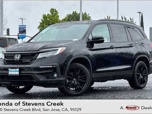 Used 2022 Honda Pilot Black Edition image 1