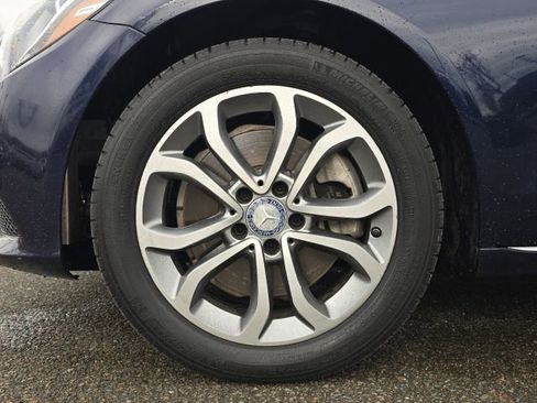 Used 2015 Mercedes-Benz C 300 4MATIC Sedan image 24