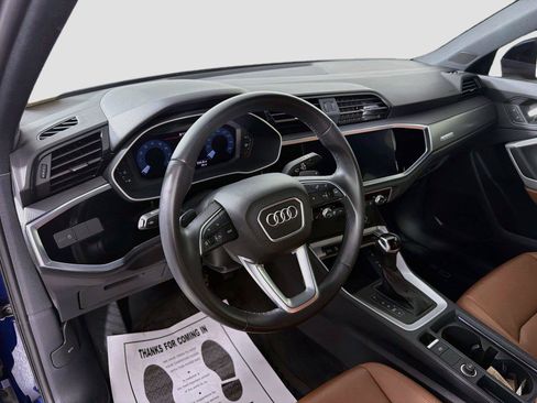 Used 2022 Audi Q3 2.0T Premium AWD/4WD image 9