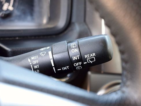 Used 2022 Toyota 4Runner SR5 Premium w/ Moonroof Package AWD/4WD image 23