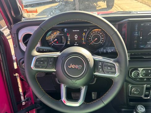 Used 2024 Jeep Wrangler Sahara w/ Safety Group image 15